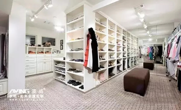 澳威全屋定制：衣橱展示5